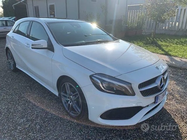 Mercedes-Benz A 180 2017 photo 2