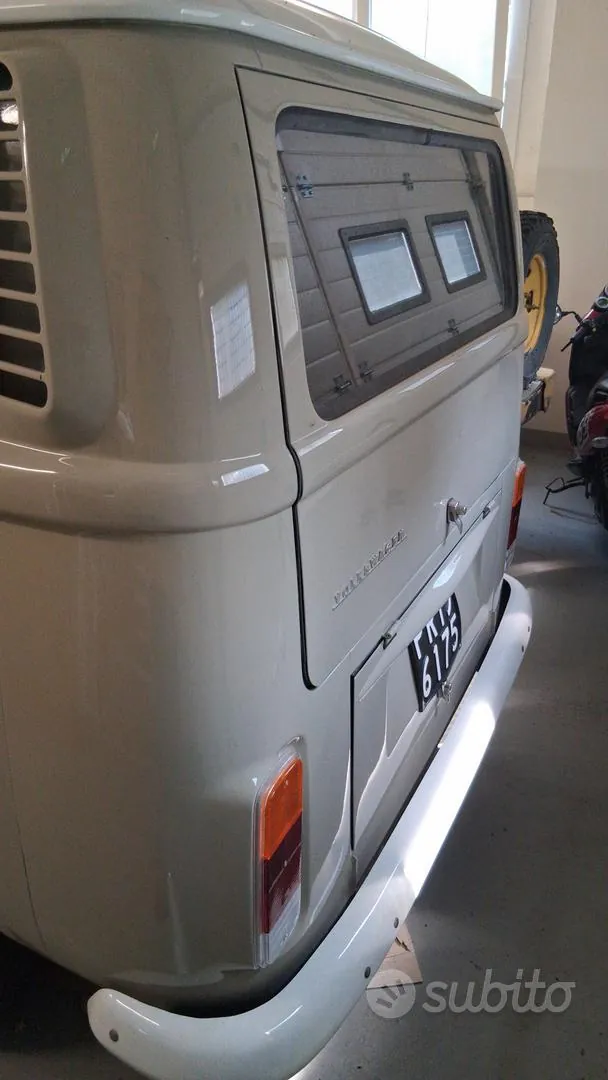 Volkswagen T2 1970 photo 4