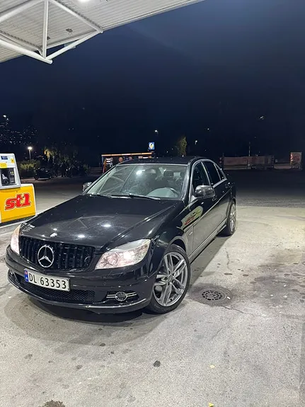 Mercedes-Benz C220 D 2007 photo 2