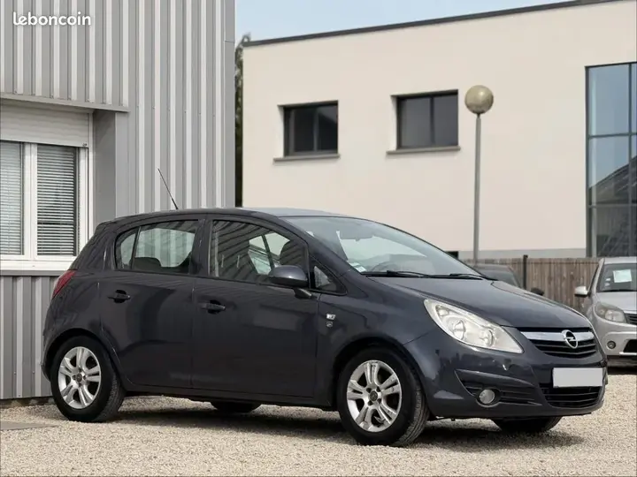 Opel Corsa 2011 photo 3
