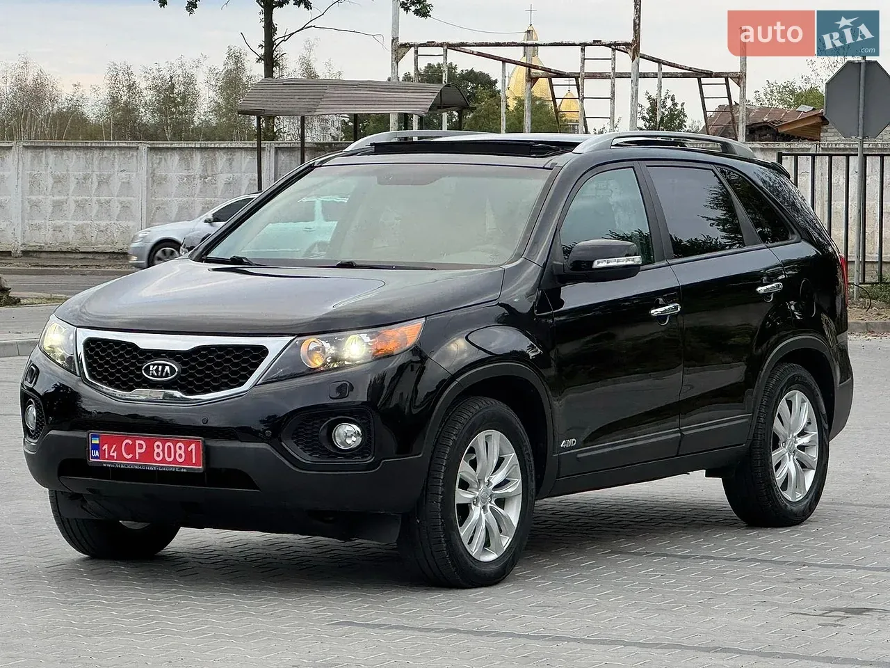 Kia Sorento 2011 photo 4