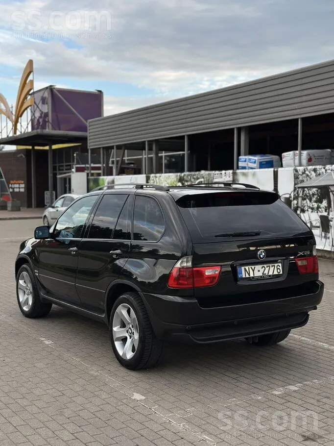 BMW X5 2005 photo 2