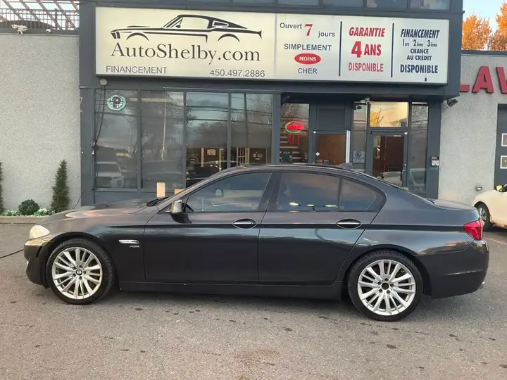 BMW 5 Series 2011 photo 4