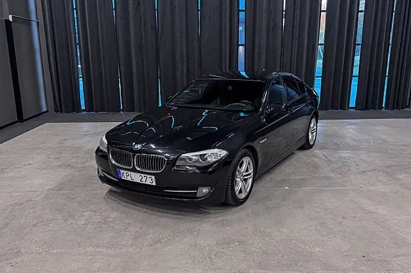 BMW 523I