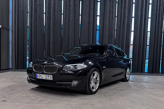 BMW 523I 2010 photo 2