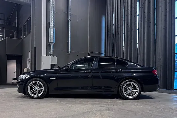 BMW 523I 2010 photo 3