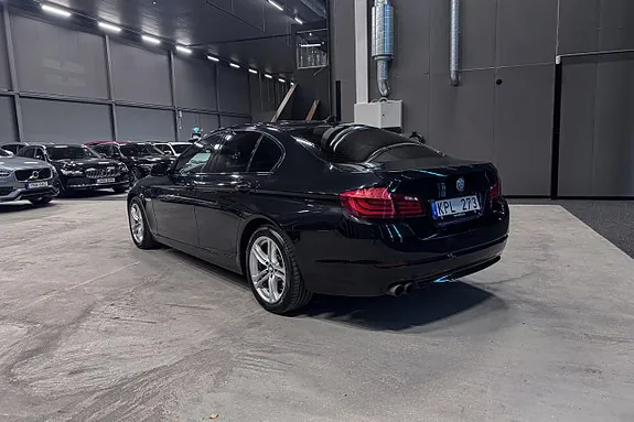 BMW 523I 2010 photo 4