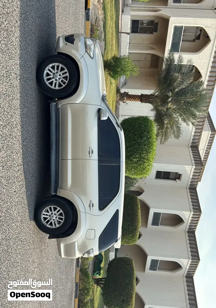 Toyota Fortuner 2014 photo 4