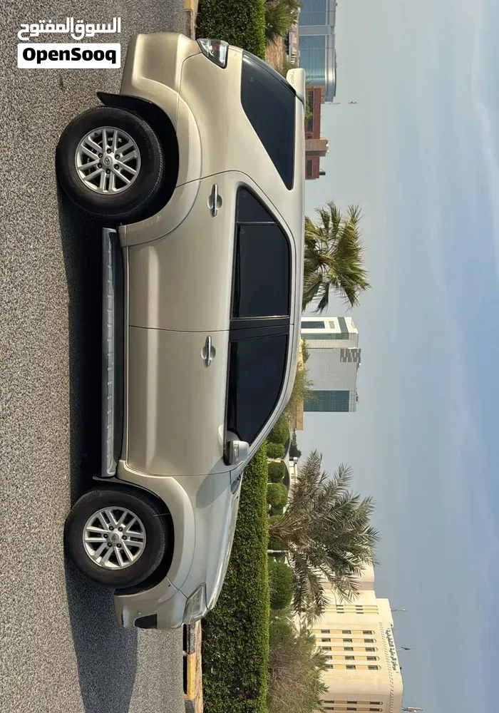 Toyota Fortuner 2014 photo 3