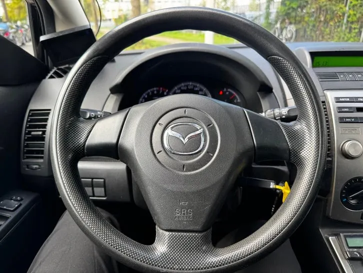 Mazda 5 2008 photo 3
