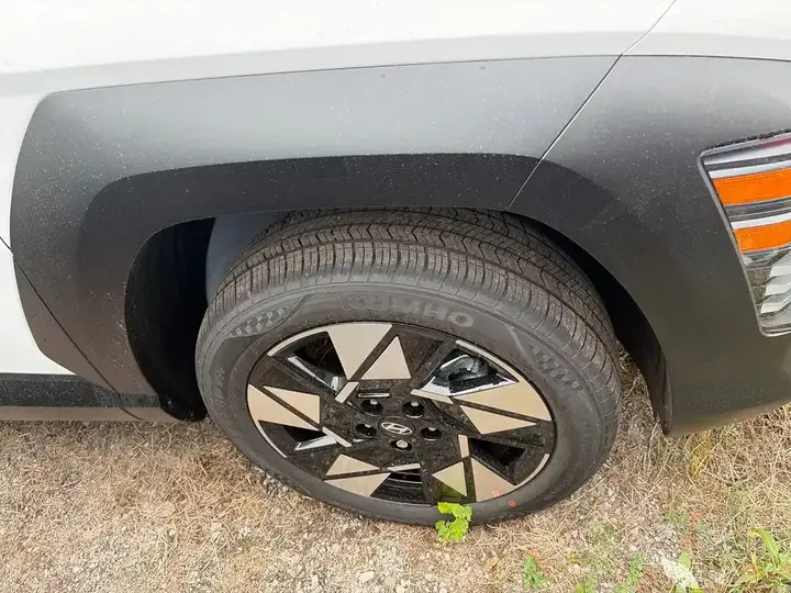 Hyundai Kona 2027 photo 4