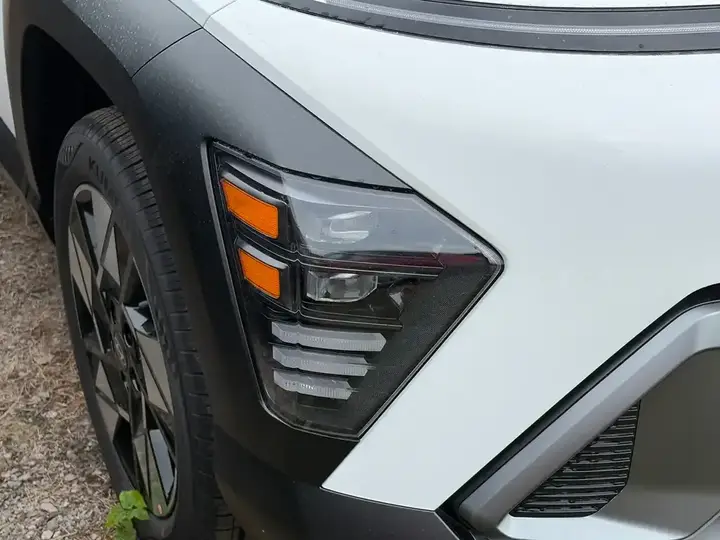 Hyundai Kona 2027 photo 5