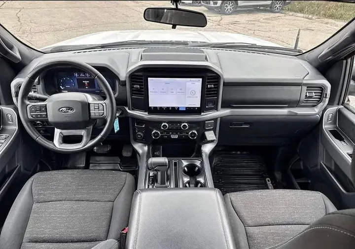 Ford F-150 2025 photo 4