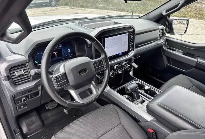 Ford F-150 2025 photo 3