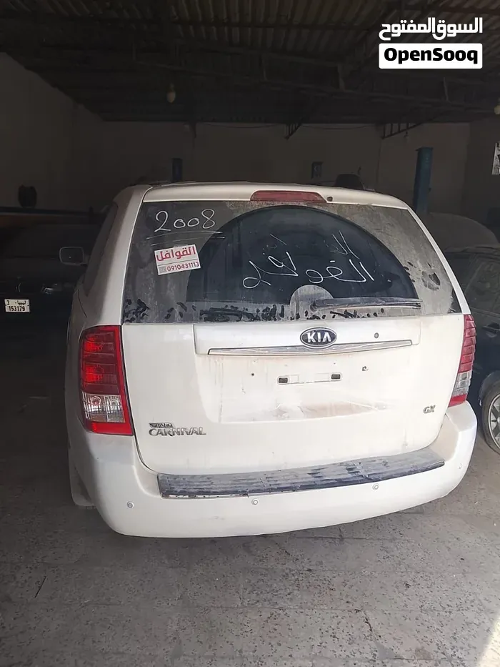 Kia Carnival 2008 photo 2