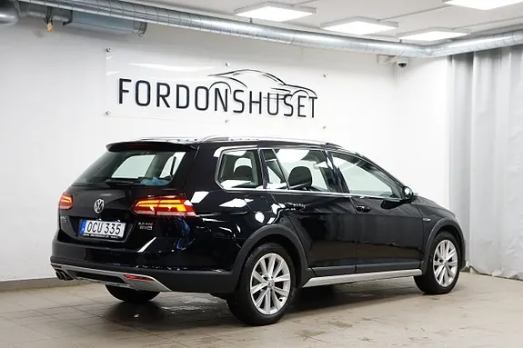 Volkswagen Golf Alltrack 2018 photo 2