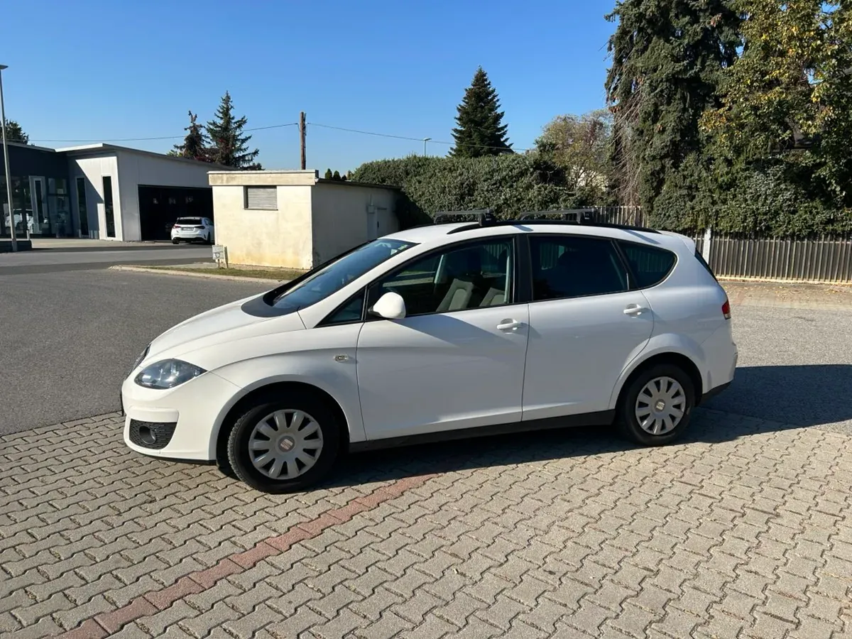 Seat Altea Xl 2011 photo 2