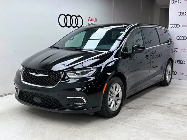 Chrysler Pacifica 2026 photo 2