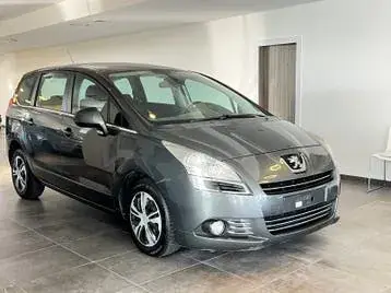 Peugeot 5008 2011 photo 3
