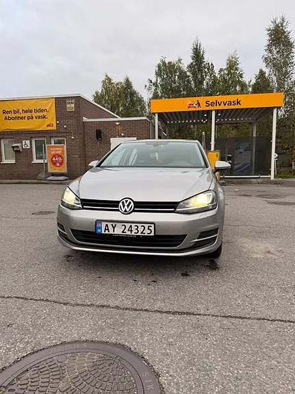 Volkswagen Golf 2014 photo 2