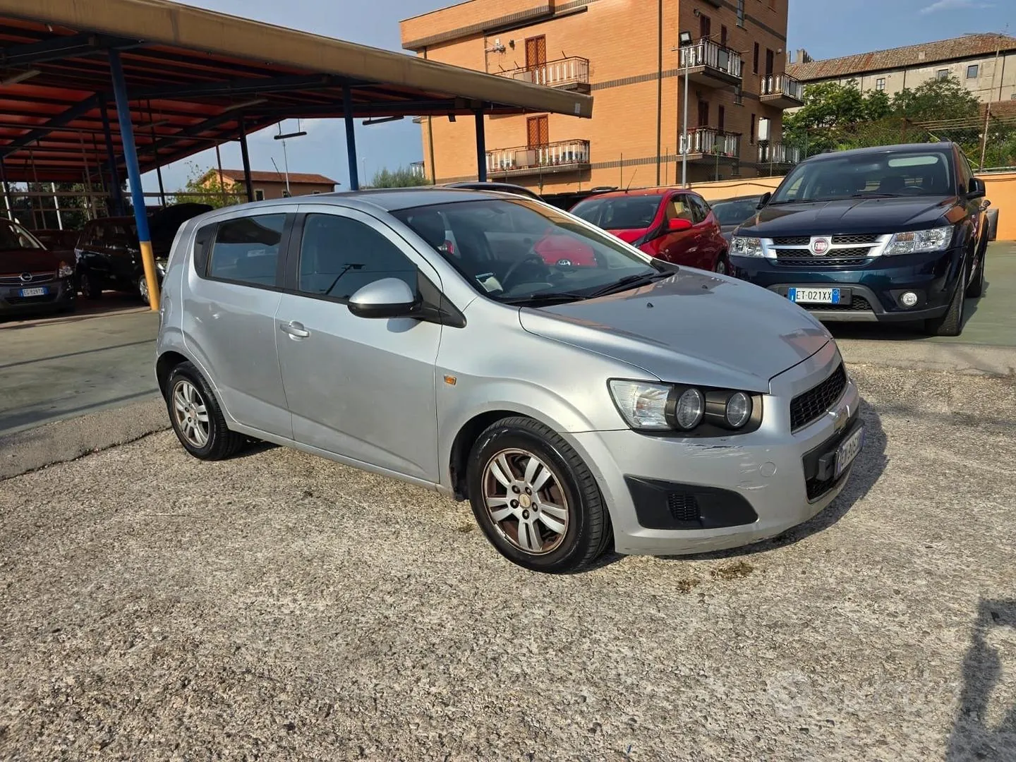 Chevrolet Aveo 2012 photo 3