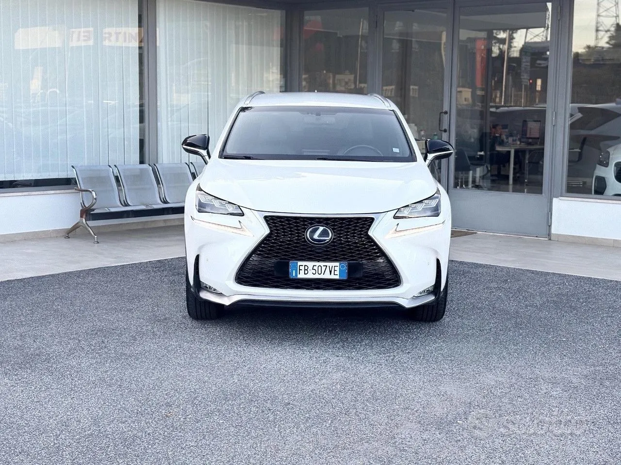 Lexus Nx 2015 photo 2