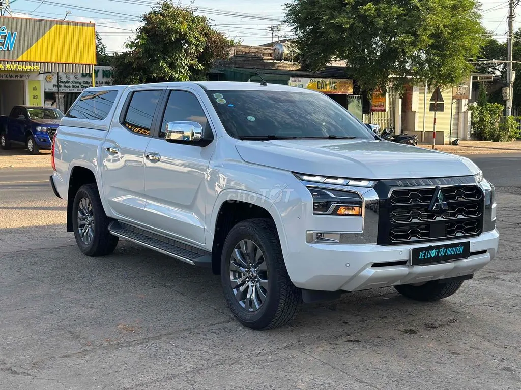 Mitsubishi Triton 2025 photo 3