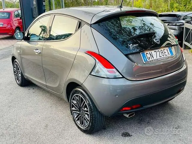 Lancia Ypsilon 2023 photo 4