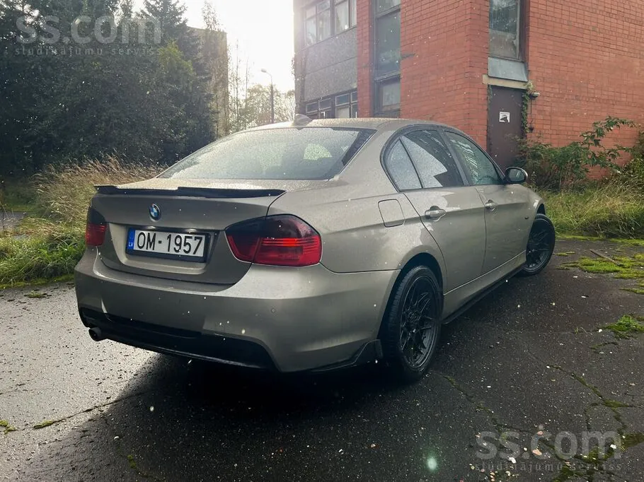 BMW 320 2007 photo 3