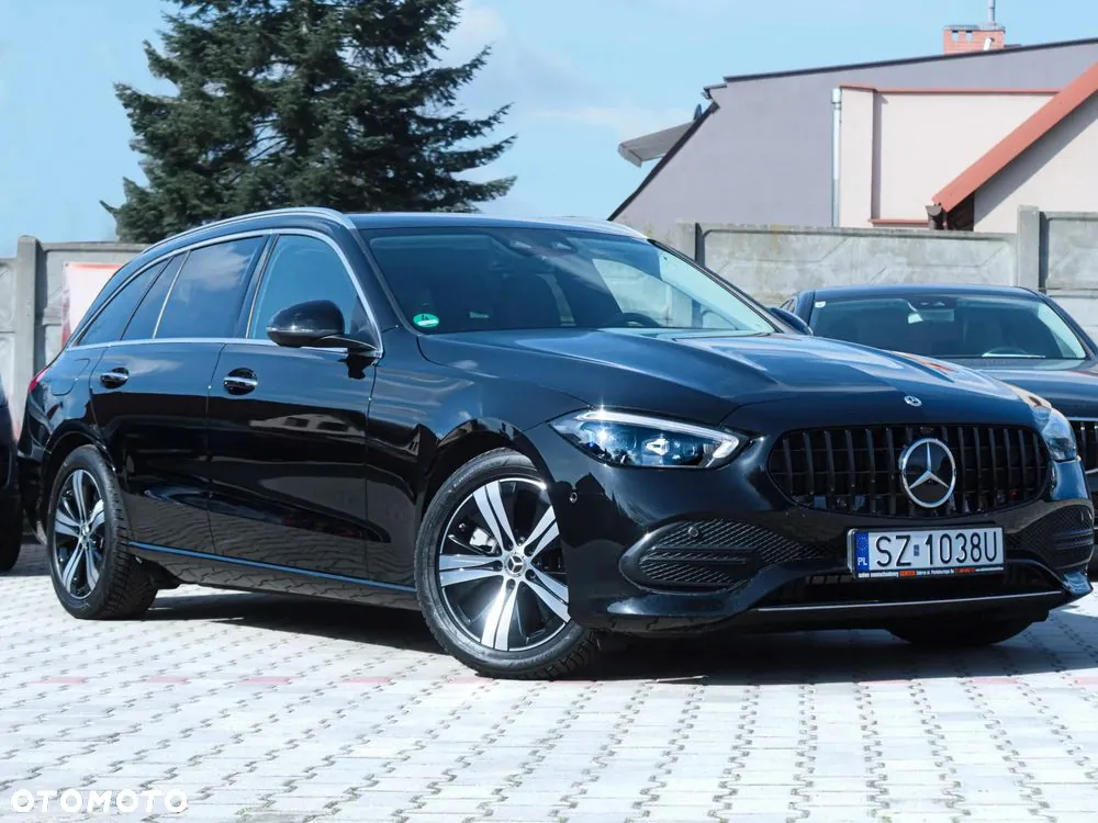 Mercedes-Benz C-Class 2023 photo 2