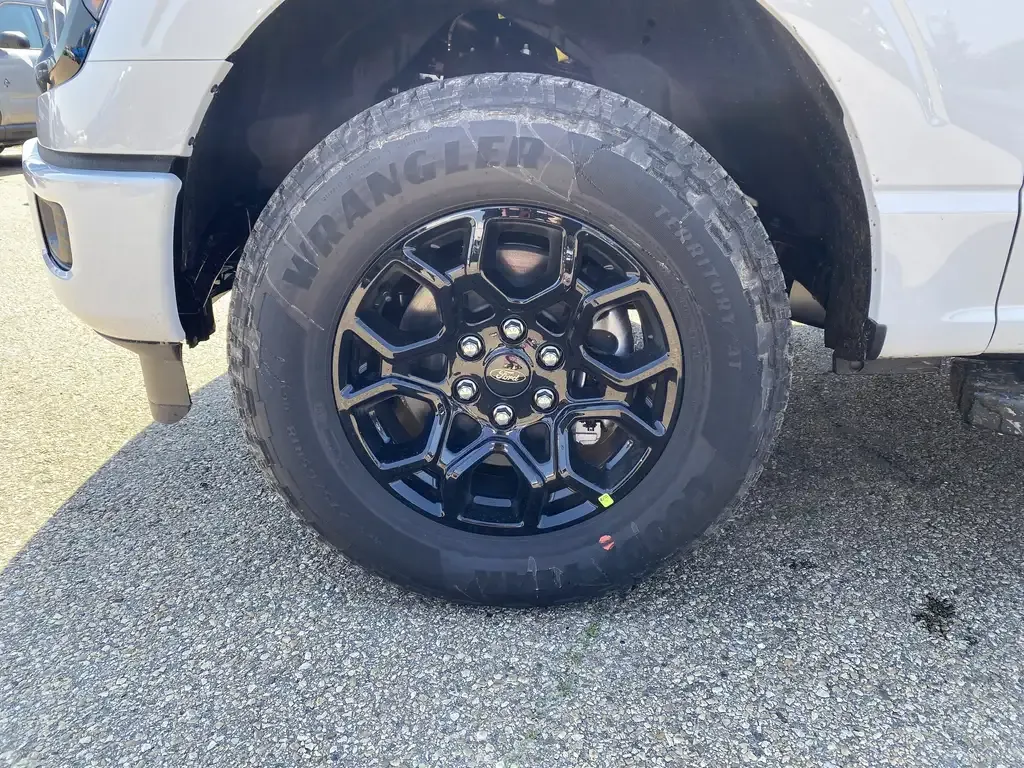 Ford F-150 2026 photo 3