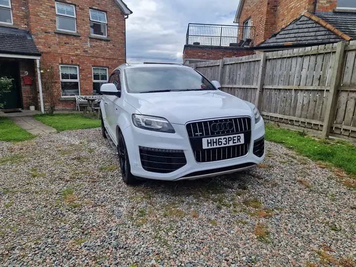 Audi Q7 2014 photo 5