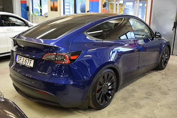 Tesla Model Y 2024 photo 5
