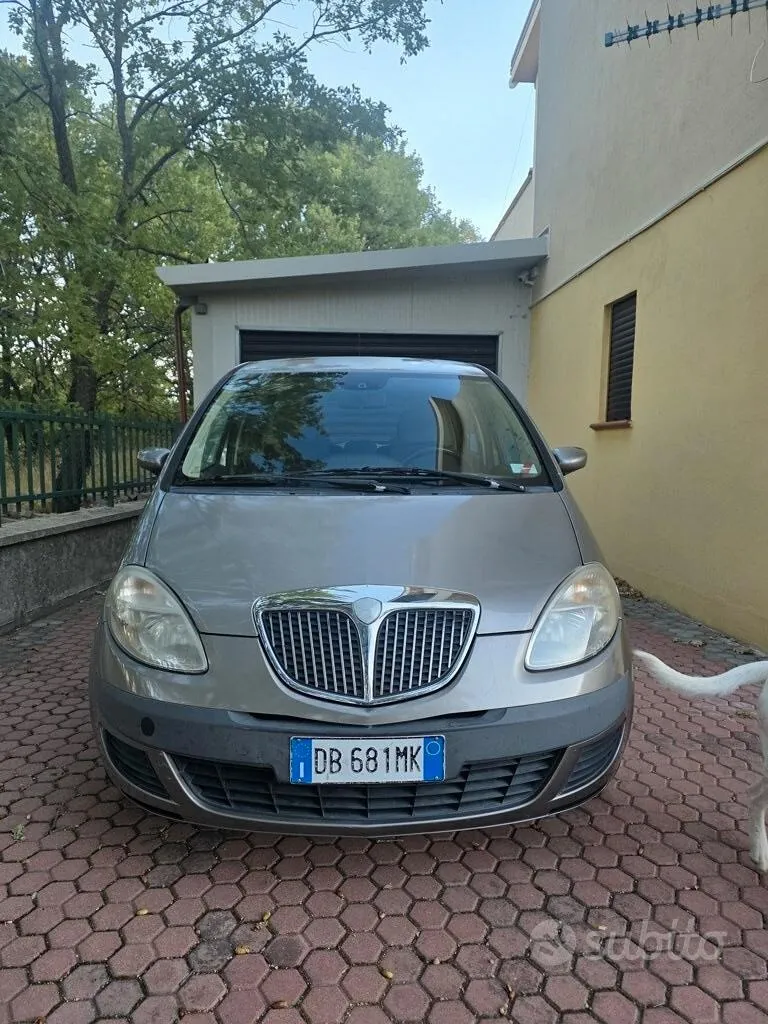Lancia Musa 2006 photo 5