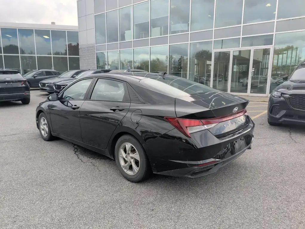 Hyundai Elantra 2023 photo 3