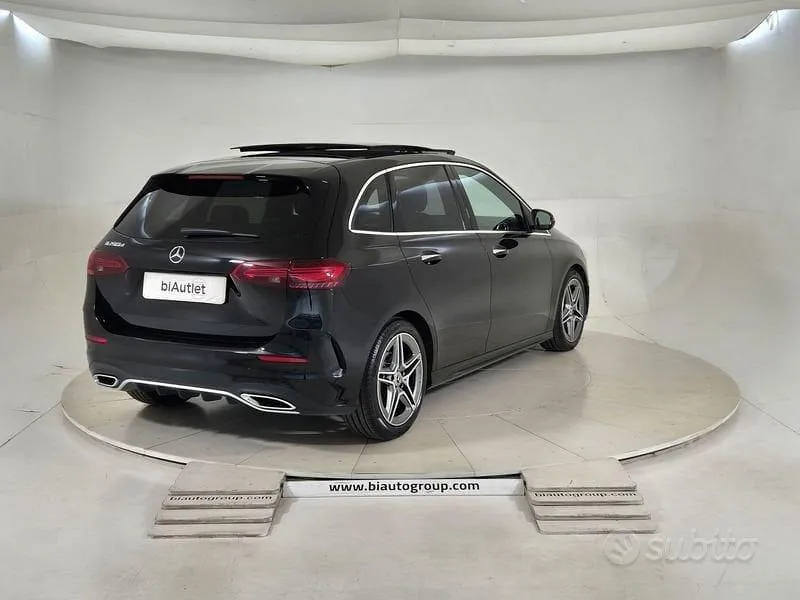 Mercedes-Benz B-Class 2023 photo 4