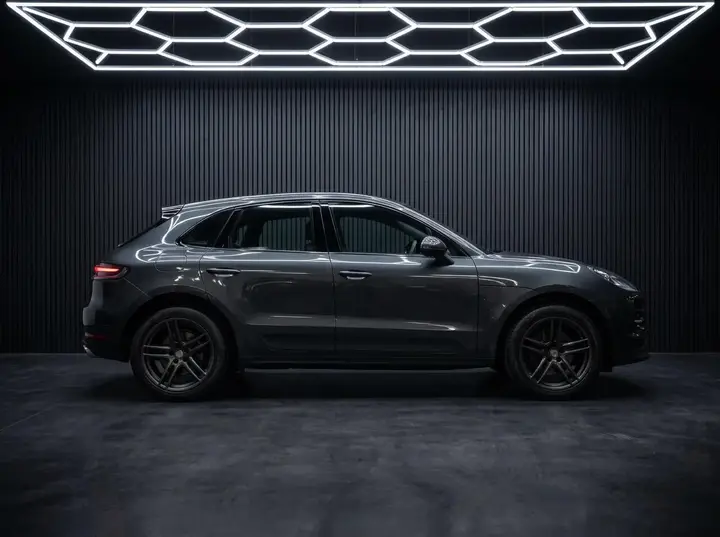 Porsche Macan 2019 photo 2