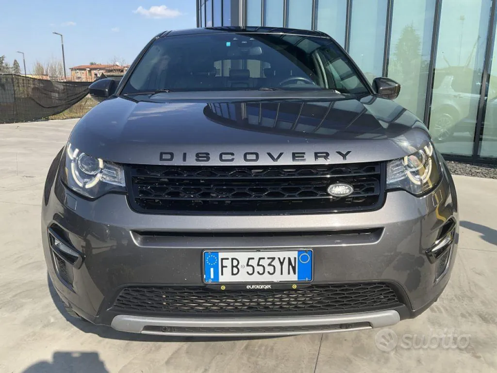 Land Rover Discovery Sport 2015 photo 2