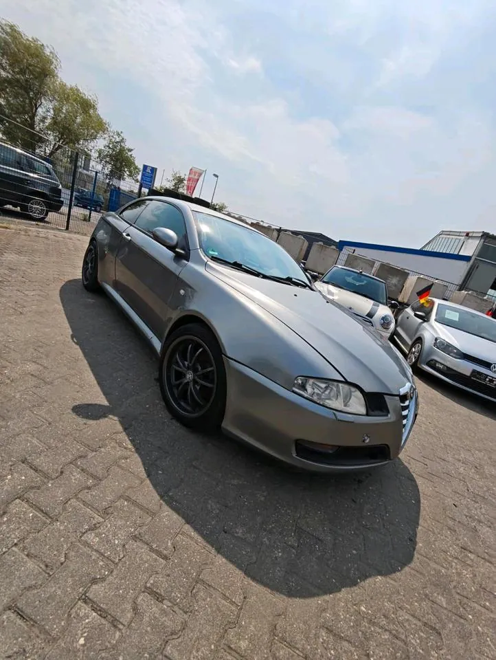 Alfa Romeo Gt 2.0