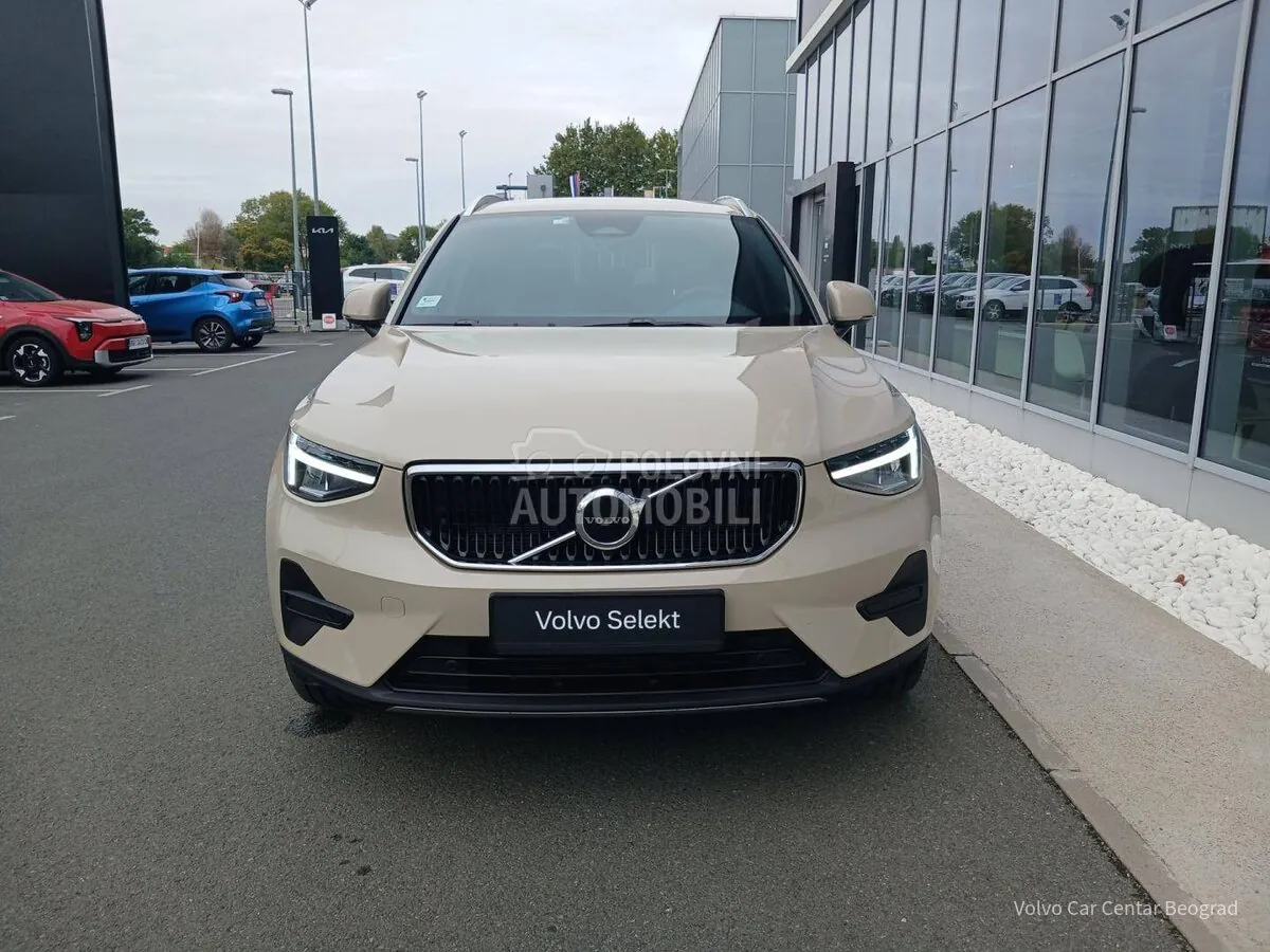 Volvo Xc40 2025 photo 2