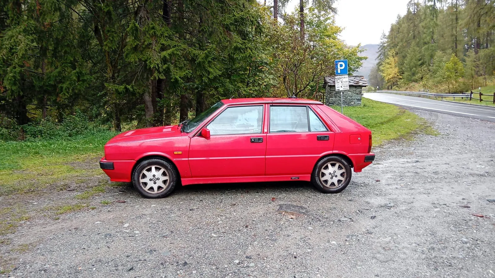 Lancia Delta 1993 photo 4