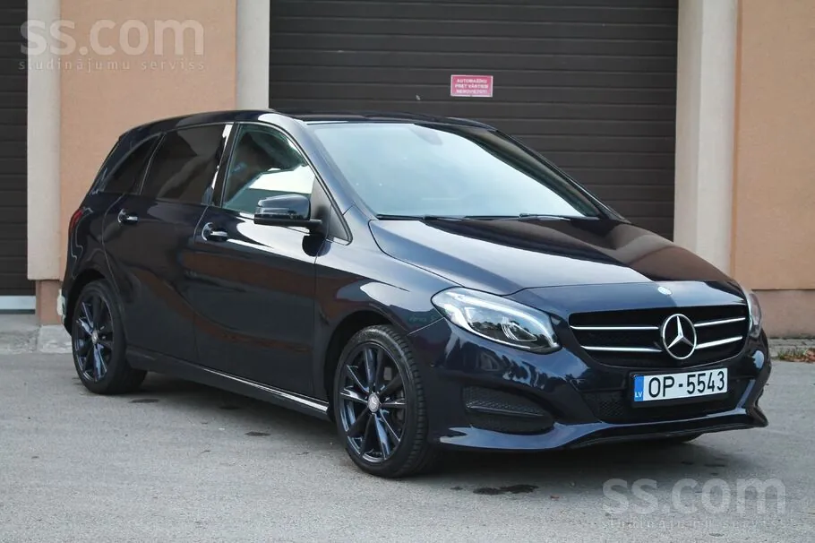 Mercedes-Benz B200 2016 photo 2
