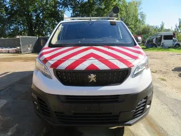 Peugeot Expert 2023 photo 2