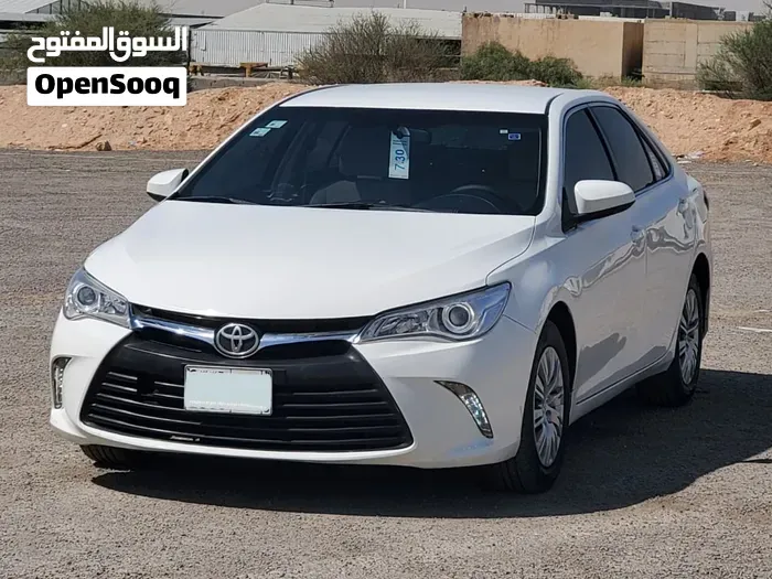 Toyota Camry 2017 photo 2