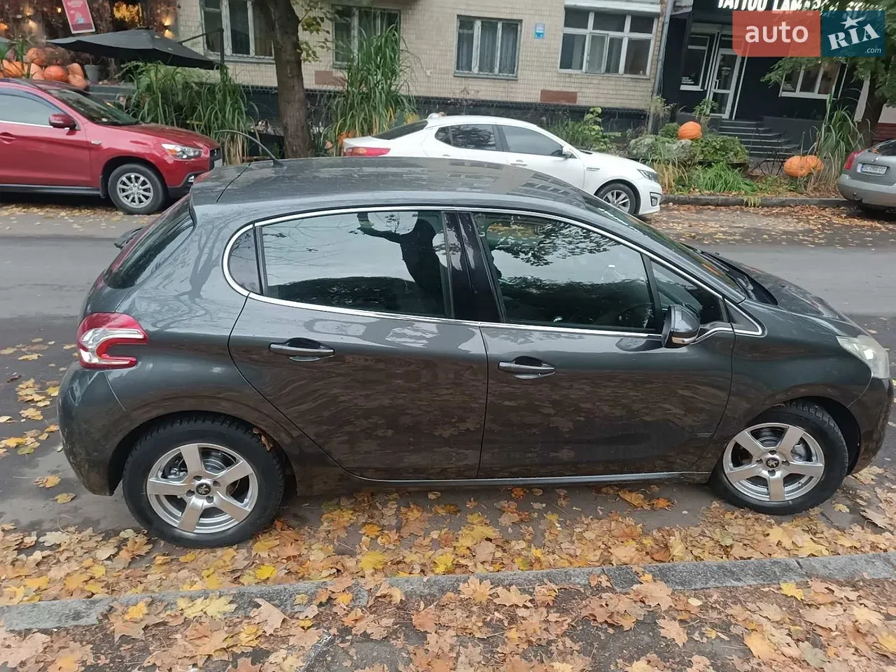 Peugeot 208 2012 photo 5