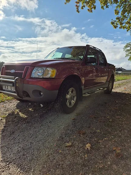 Ford Explorer 2003 photo 4