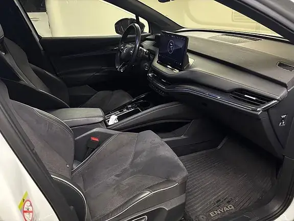 Skoda Enyaq 2023 photo 5