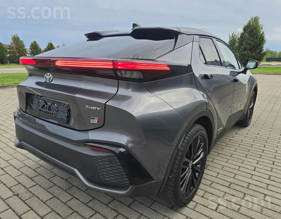 Toyota C-Hr 2024 photo 4