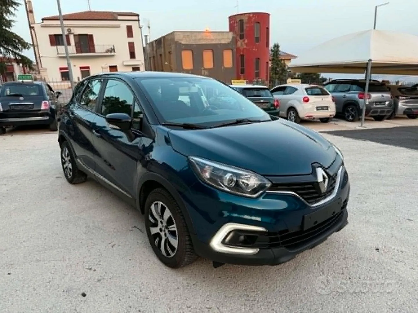 Renault Captur 2018 photo 3