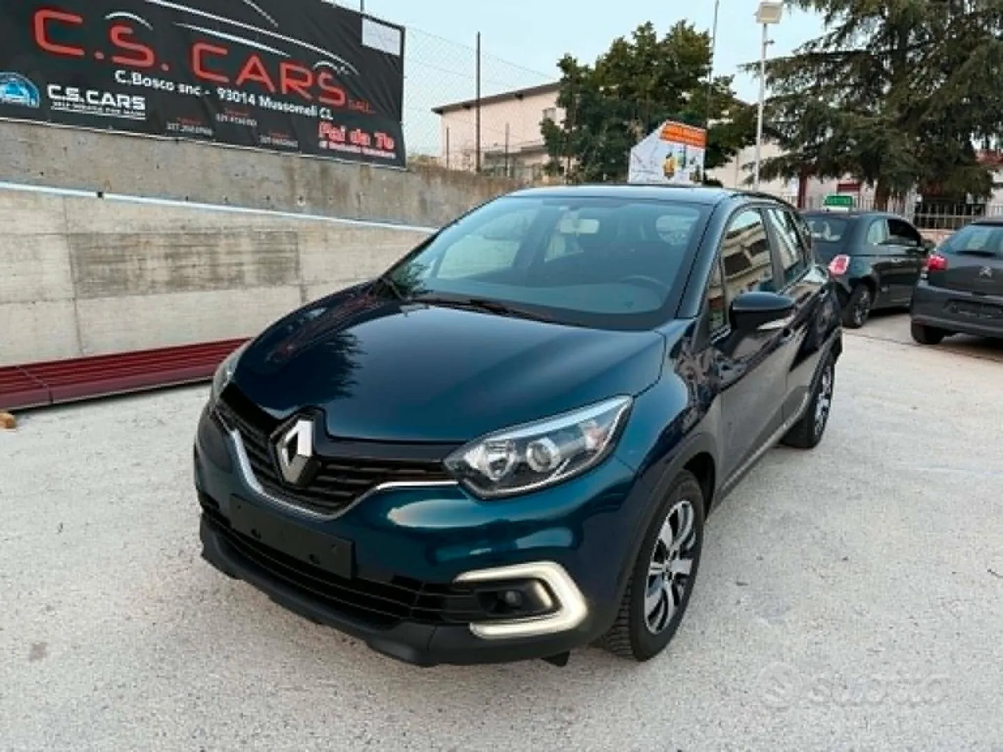 Renault Captur 2018 photo 2